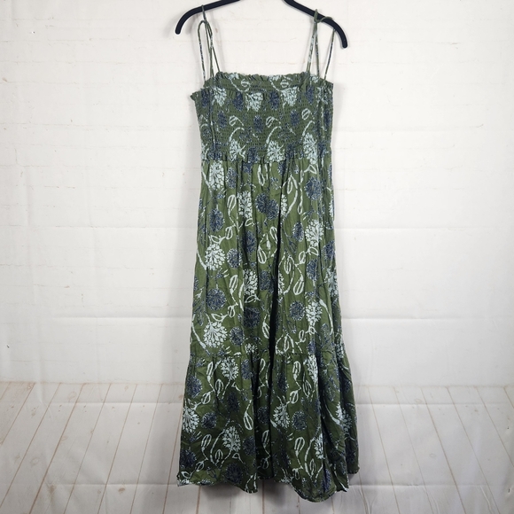 Zara Smocked Boho Lightweight Cotton Midi Tiered Floral Green Sundress Large - Picture 2 of 16
